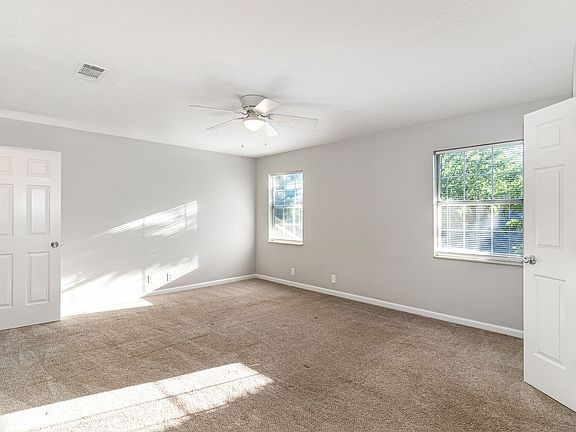 3rd image of 705 Ashfield Ct