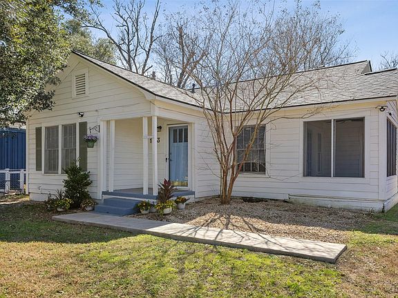 2nd image of 1313 Park St