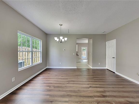 2nd image of 130 Queensberry Ct