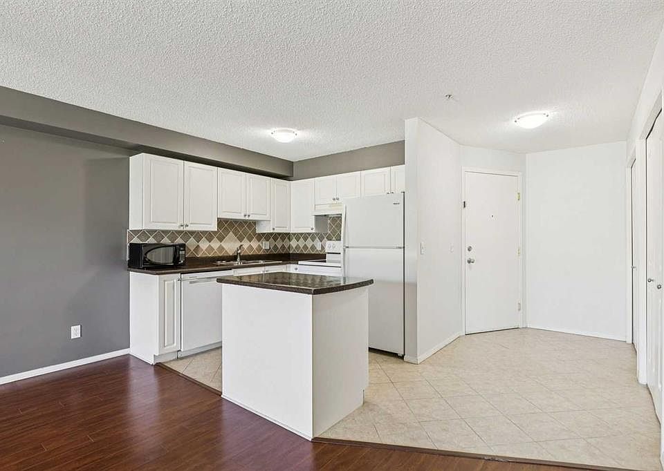 1st image of 1000 NE Citadel Meadow Point NW #209