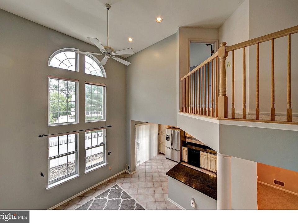 1st image of 406 Pebble Creek Ct