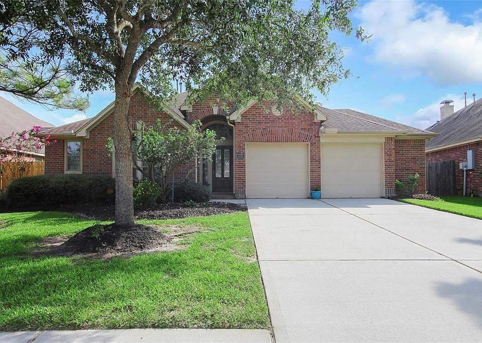 1st image of 6086 Scarborough Ln