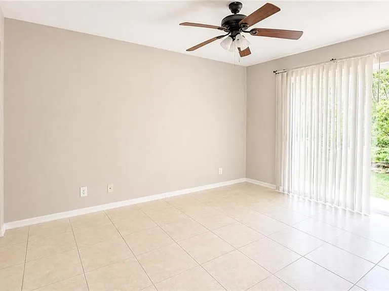 5410 16th Pl SW #B-1 — Photo 13