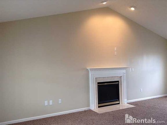 5th image of 503 Wintergreen Pl