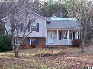 3557 Brook St, Lenoir, NC 28645