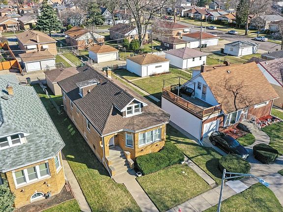 5th image of 613 Frederick Ave