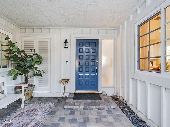 4th image of 2706 Lakewood Pl