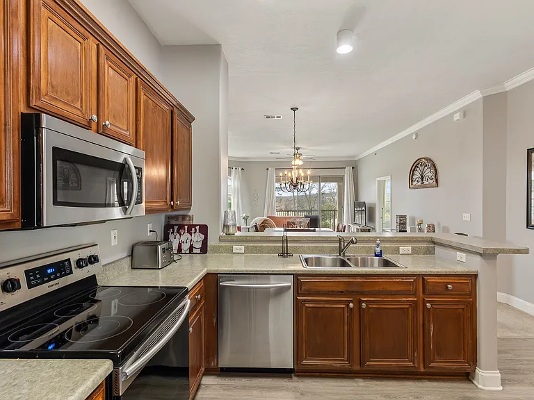 565 Rarity Bay Pkwy #302 — Photo 9