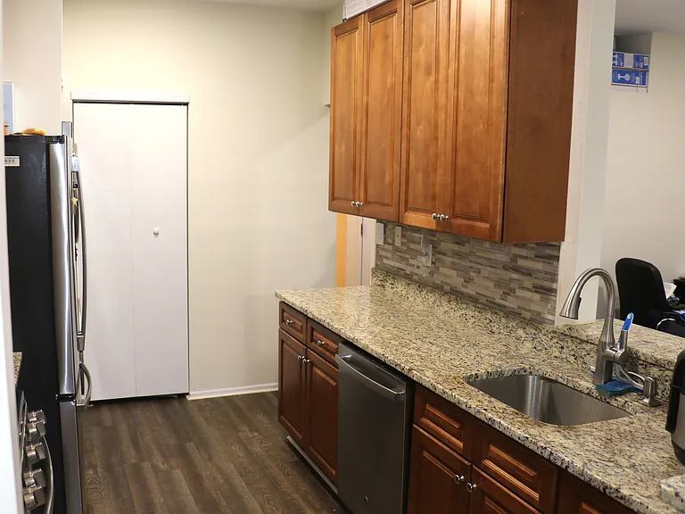 7311 Elm Ct — Photo 15
