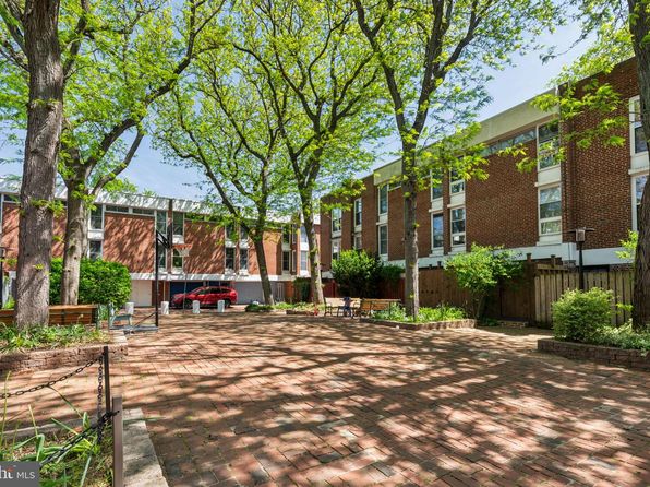 18 University Mews, Philadelphia, PA 19104