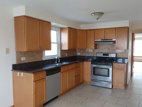 2nd image of 6134 W 79th St APT 1