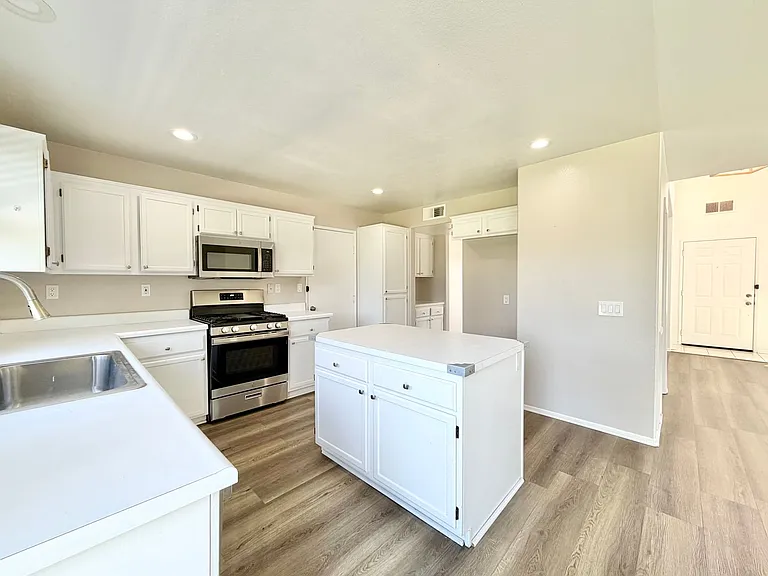 43391 Calle Morita — Photo 13