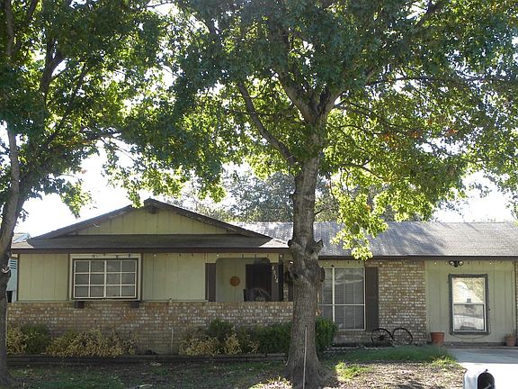 2nd image of 4914 Tennyson Dr