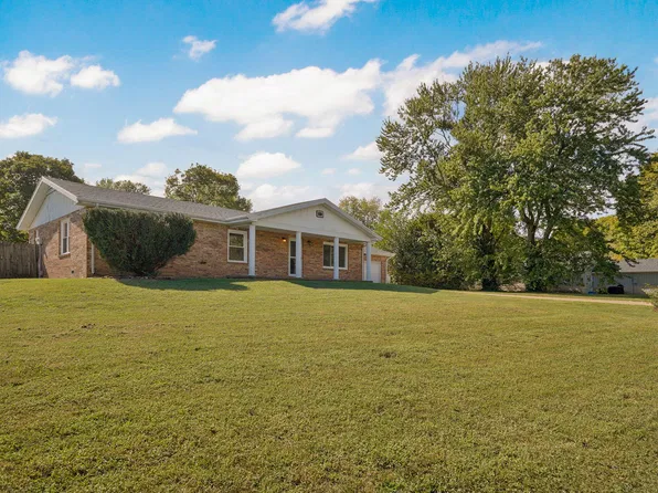 630 E Kay Street, Republic, MO 65738