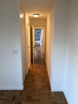 Rented by Jack Resnick & Sons | media 42