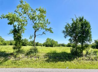 11945 7th St, Santa Fe, TX 77510