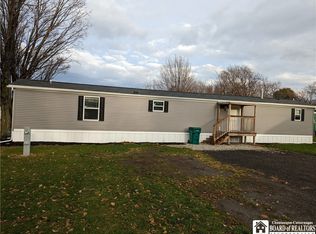 4 Shaver St, Ripley, NY 14775