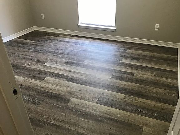 Guest bedroom 1