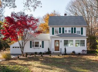 1112 Johnson Rd, Woodbridge, CT 06525