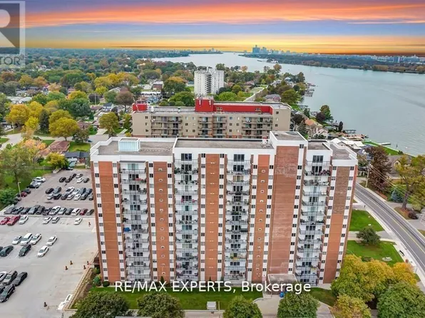 8591 Riverside Dr E #410, Windsor, ON N8S 1G3