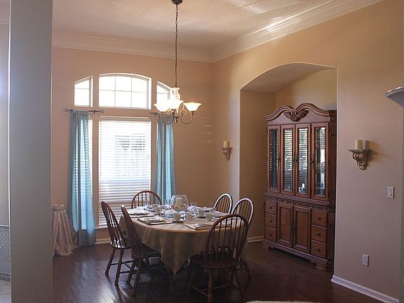 4th image of 505 Tansy Ct