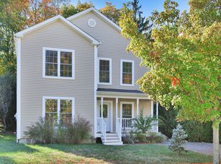 48 Allen St, Rumson, NJ 07760