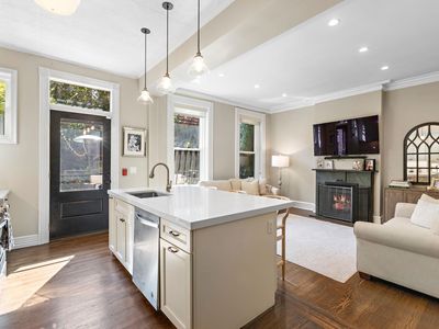 819 Washington St APT 1, Hoboken, NJ, 07030