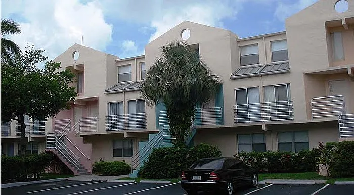 6880 SW 44th St #100 — Photo 10