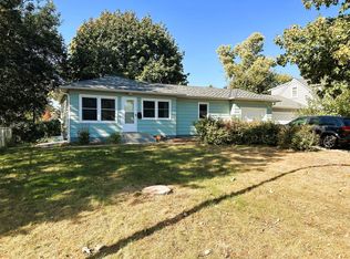 7028 Oakland Ave, Minneapolis, MN 55423