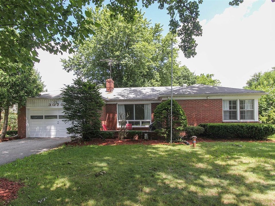 1st image of 3070 E 47th St