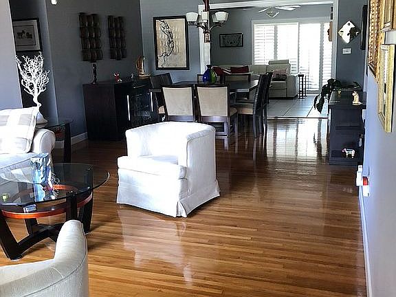 Entry into Living room 