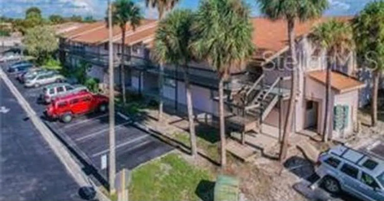 6334 Newtown Cir — Photo 1