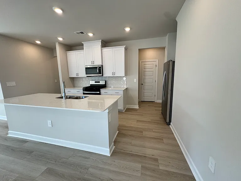 102 Longleaf Ln — Photo 17