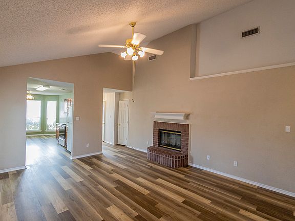 2nd image of 10708 Cobblestone Dr