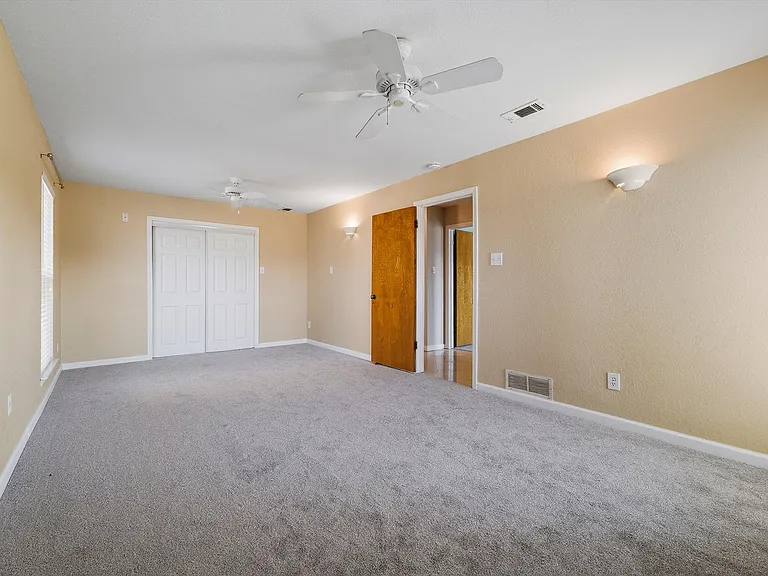 322 N Greenstone Ln — Photo 18