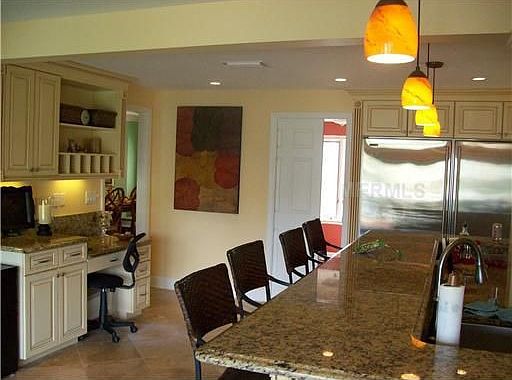 5th image of 4901 W Bay Way Dr