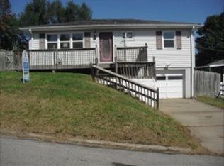 2707 Cedar St, Saint Joseph, MO 64503