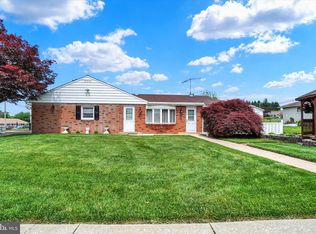 2290 School St, York, PA 17408