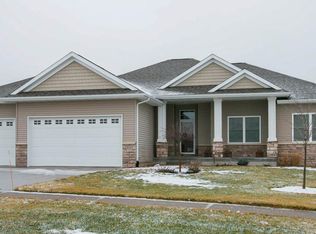 550 Fawn Ave, Tiffin, IA 52340