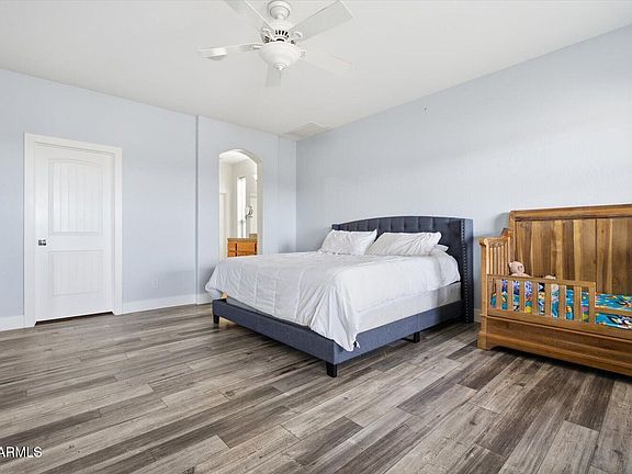 5th image of 20305 W PEAK VIEW Road