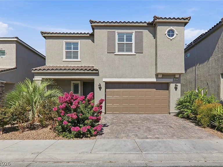 4627 Chestnut Tiger St — Photo 3