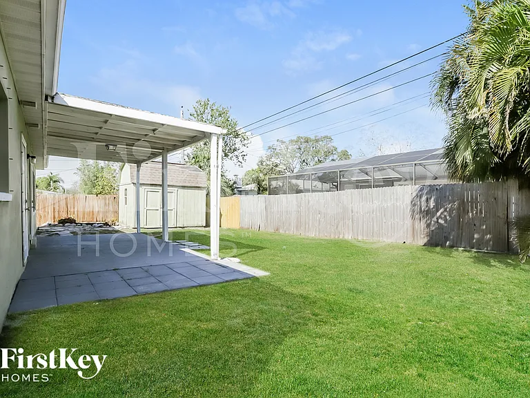 11525 59th Ter — Photo 18