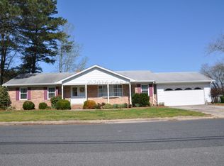 608 Homewood Dr, Pocomoke City, MD 21851