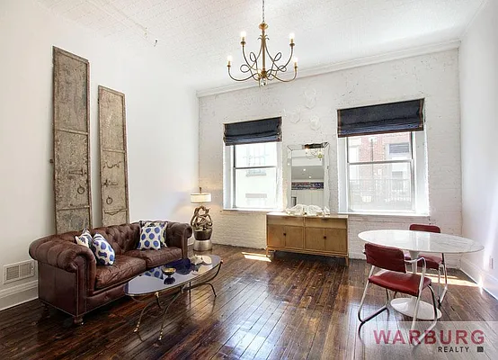 Sold by Warburg | media 1