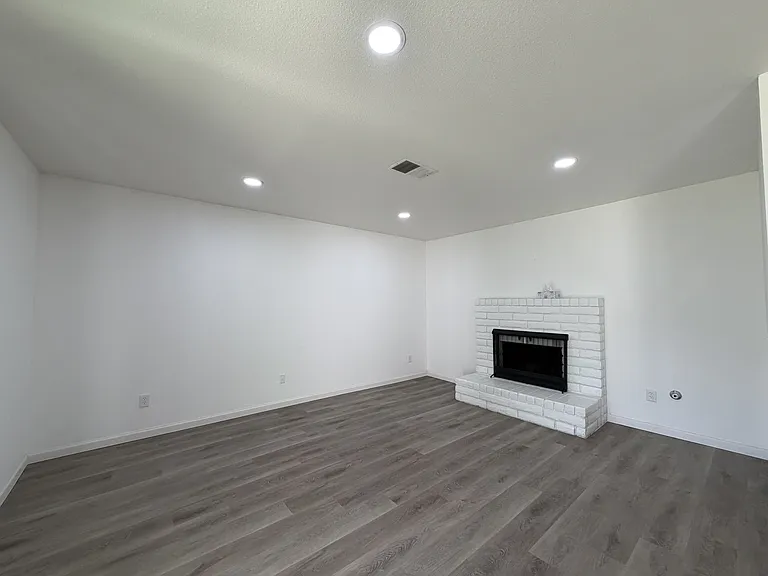 2616 Casita Dr — Photo 10