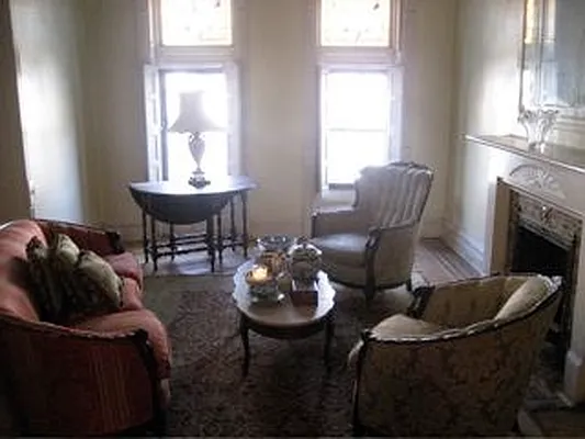 Sold by Kings Court Real Estate | media 13