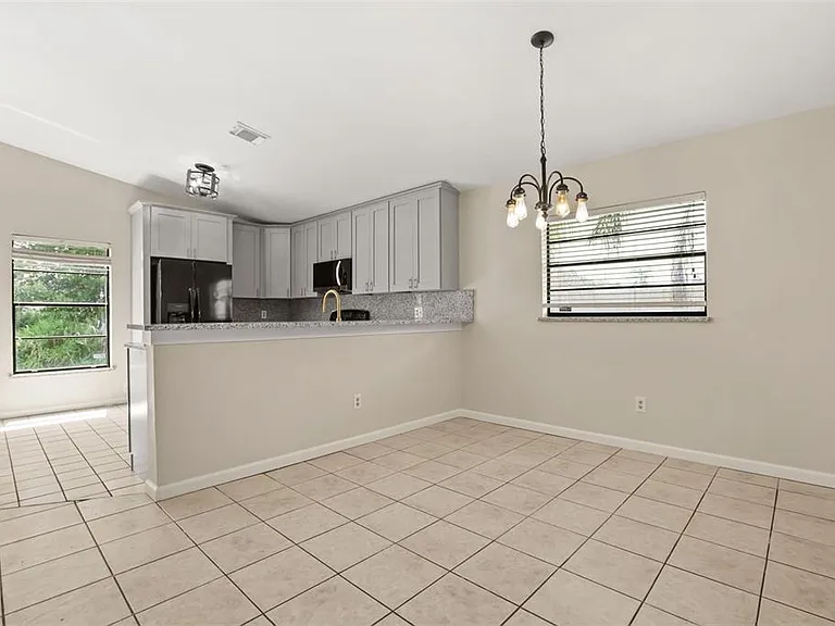 3075 Woolridge Dr — Photo 8