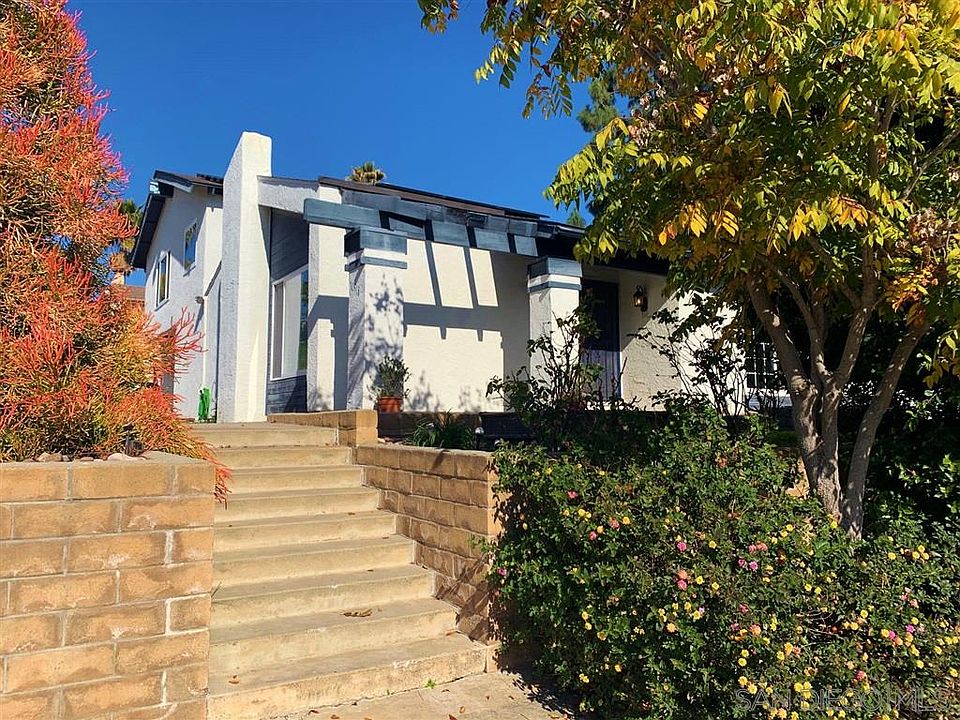 1st image of 10518 El Comal Dr