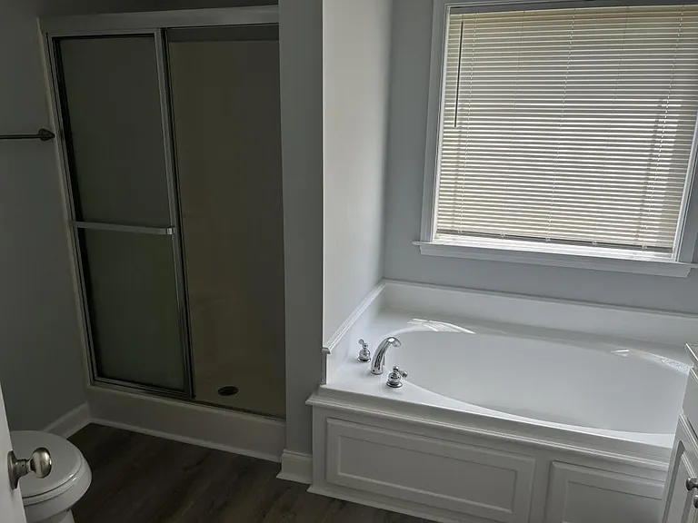 3713 Breckridge Cir — Photo 10