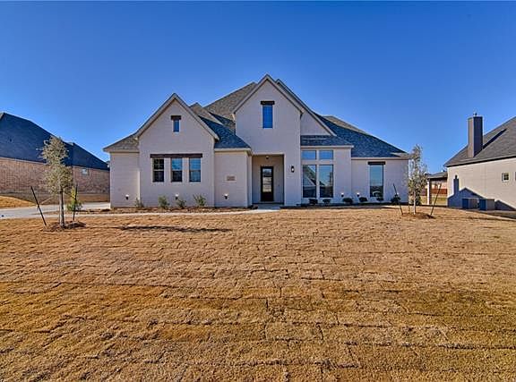 3rd image of 717 Prairie Timber Rd